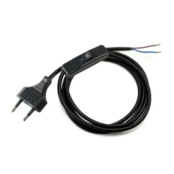 Cable con interruptor, 2 x 0,75mm, clavija EU, 1,5m. negro