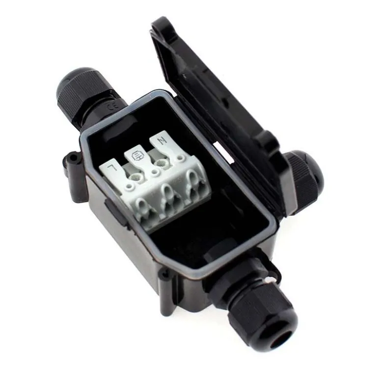 Caja estanca IP65 para conexiones triples CLIP