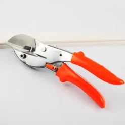 Cúter multiángulo para tiras LED