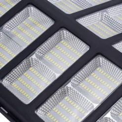 Farola LED Solar URBAN 400W, 3,2V / 20000mAH