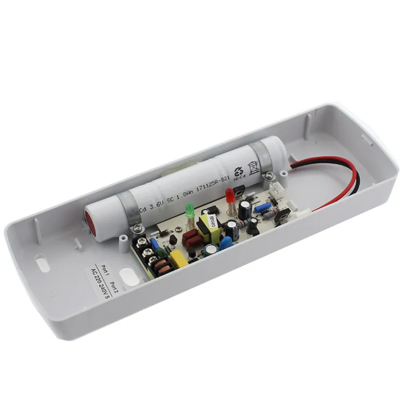 Luz de emergencia LED NICELUX con AUTO-TEST, Permanente / No permanente